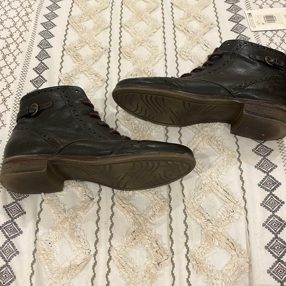 Shoes boots